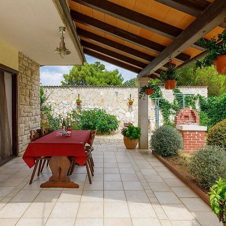 Stylish Flats With Two Bedrooms In Premantura Εξωτερικό φωτογραφία