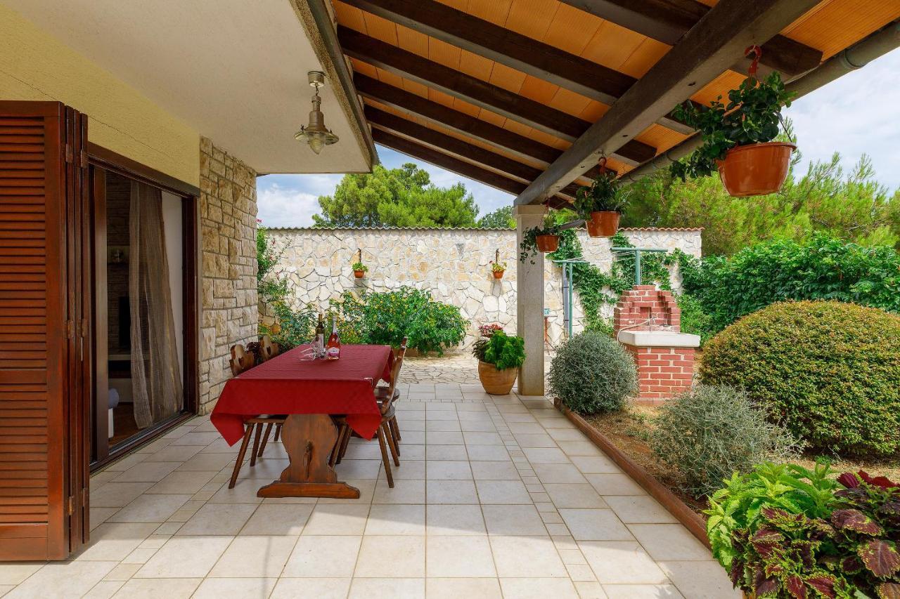 Stylish Flats With Two Bedrooms In Premantura Εξωτερικό φωτογραφία