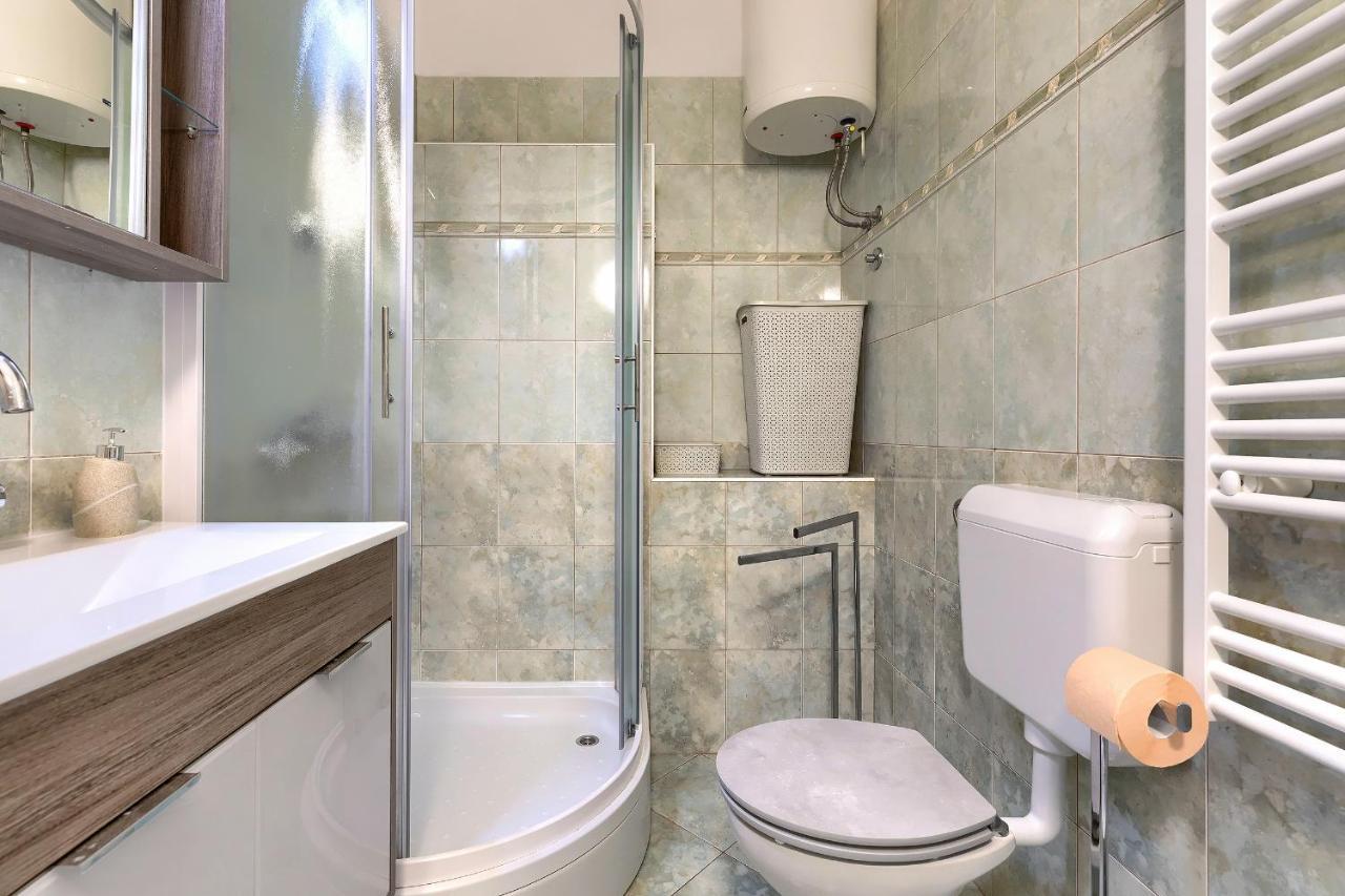 Stylish Flats With Two Bedrooms In Premantura Εξωτερικό φωτογραφία
