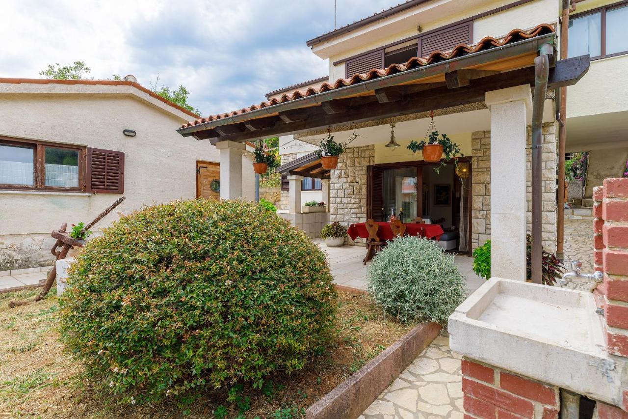 Stylish Flats With Two Bedrooms In Premantura Εξωτερικό φωτογραφία