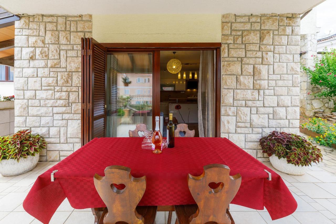 Stylish Flats With Two Bedrooms In Premantura Εξωτερικό φωτογραφία