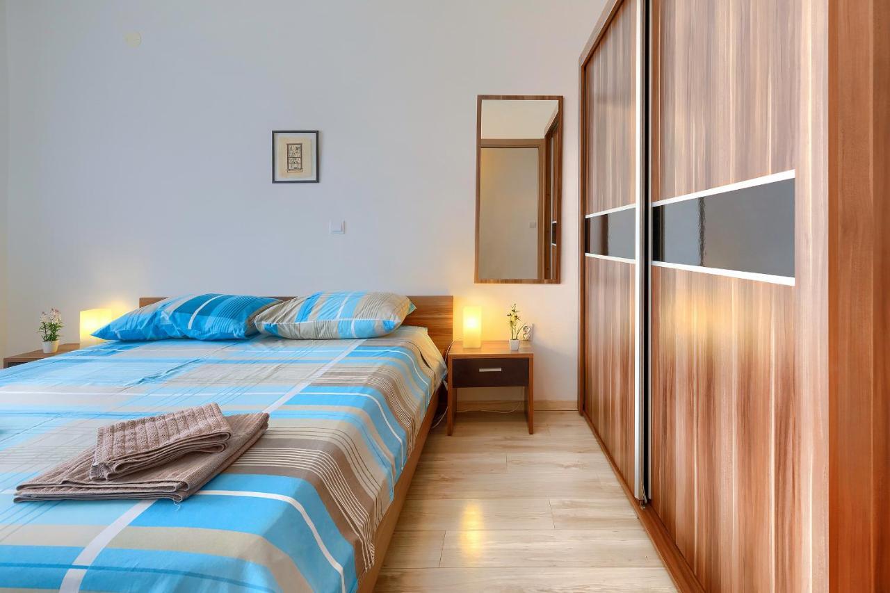 Stylish Flats With Two Bedrooms In Premantura Εξωτερικό φωτογραφία