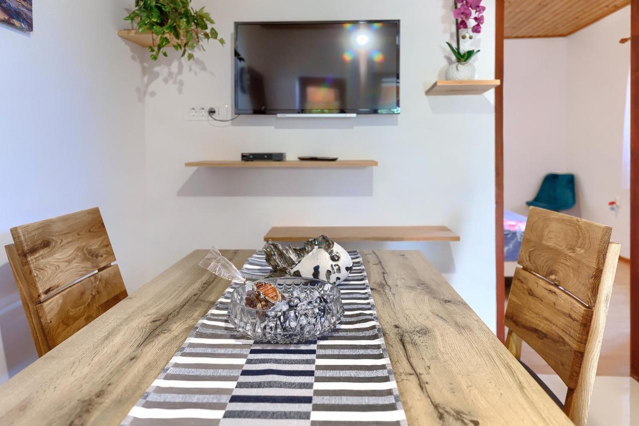 Stylish Flats With Two Bedrooms In Premantura Εξωτερικό φωτογραφία