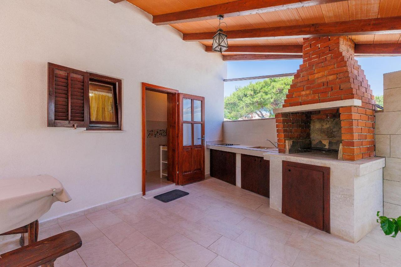 Stylish Flats With Two Bedrooms In Premantura Εξωτερικό φωτογραφία